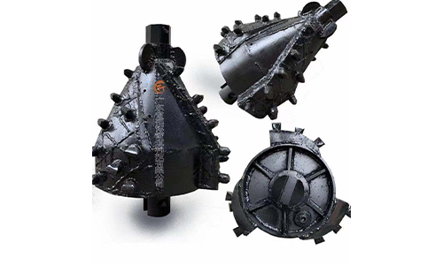 自主研發(fā)碎管法施工機(jī)頭